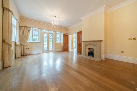 7 bedroom detached house to rent - Photo 2