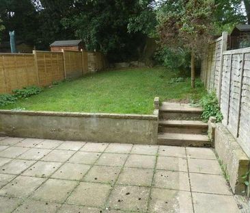 Windsor Place, Crowborough, TN6 - Photo 2