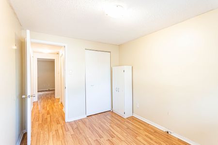 For Lease - 189 Springhead Gardens Unit# 22, Richmond Hill, Ontario - Photo 2