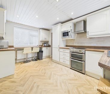 1 bedroom Bungalow To Let - Photo 2