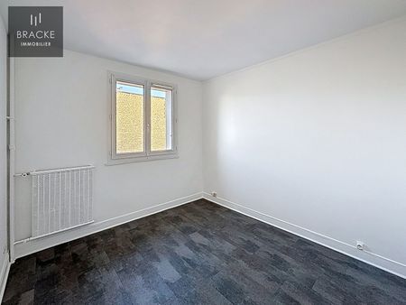 Location Appartement 4 pièces 67m² - Photo 4