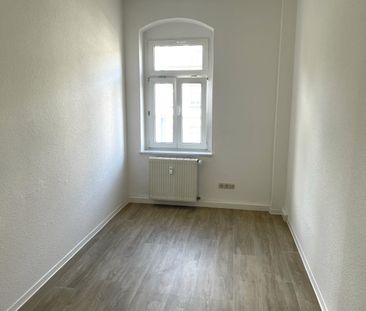 Helle, aufwendig renovierte, kleine 3-Zimmer-Wohnung in Radebeul-Ost! Auf Wunsch eigener Garten! - Photo 4