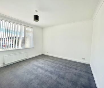 Hayling Avenue, Baffins - Photo 2