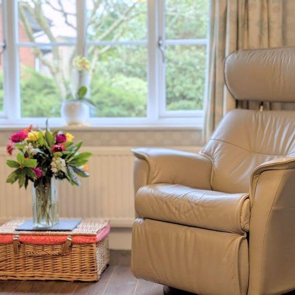 2 bedroom property to rent - Photo 1