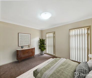 “Renovated & Stylish Abode” - Photo 5