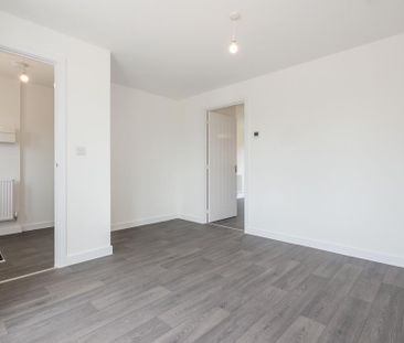 3 bedroom house to rent - Photo 2