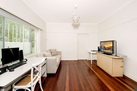 4/9 Laguna Street, Vaucluse, NSW 2030 - Photo 2