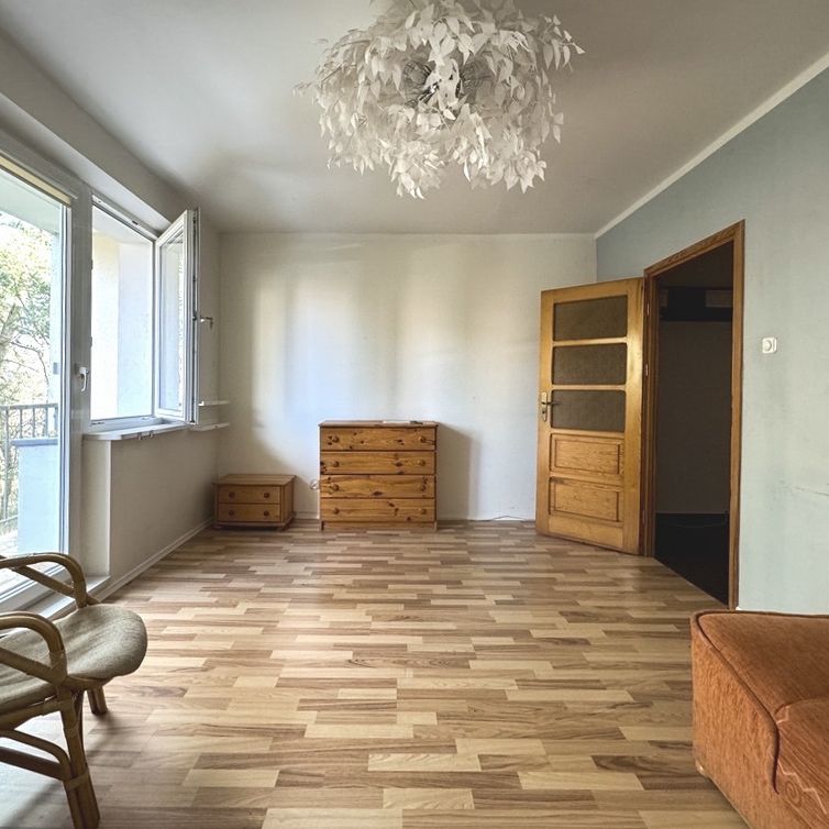 Do wynajęcia 2 pokoje, I piętro, Ul. Matejki - Photo 1