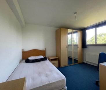 1 bedroom house of multiple occupation to rent - Photo 2