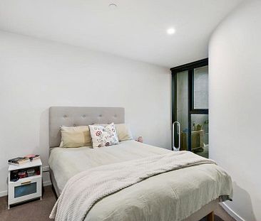 324/347 Camberwell Road, Camberwell. - Photo 1