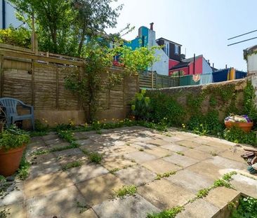 3 Bed Terraced House, Whichelo Place, BN2 - Photo 4