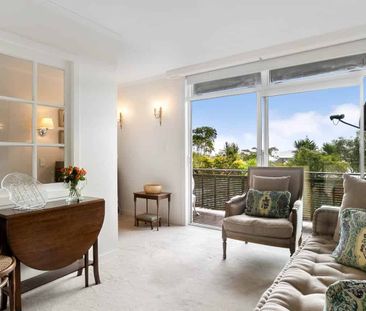 Amazing location (Rent includes hot and cold water - Photo 1
