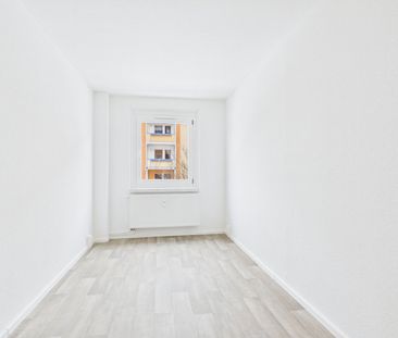 3-Raum-Wohnung mit Balkon auf dem südlichen Sonnenberg - Photo 2