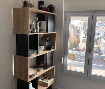 A LOUER Appartement meublé à l'année ou étudiant Granville 2 pièce(... - Photo 2
