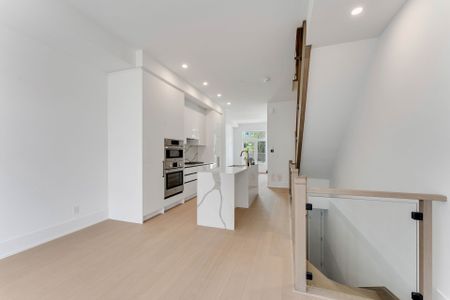 For Lease - 15 Lou Parsons Way Unit# 21, Mississauga, Ontario - Photo 5