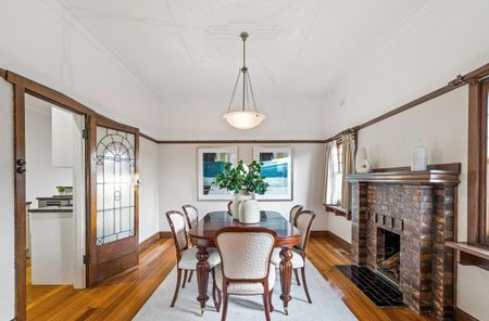 4 Thistle Street, Surrey Hills VIC 3127 - House For Rent | Domain - Photo 3