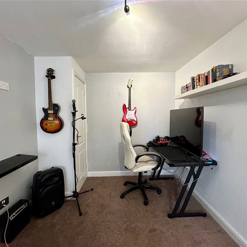 Tippet Close, 1, Blackburn, BB2 3WX, Lancashire - Photo 1