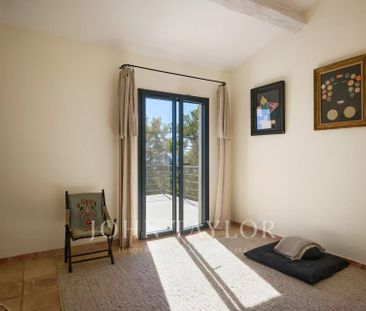 Maison à louer Valbonne, Cote d'Azur, France7 500 EUR / Mois - Photo 4