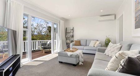 Family home on prestigious Totara Road - Photo 3