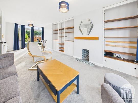 3 bedroom terraced house to rent - Photo 1
