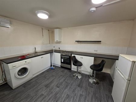 Newark Avenue, Dogsthorpe, Peterborough - Photo 4