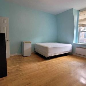 1 CH - 1 SDB - Montréal - $820 /mo - Photo 2