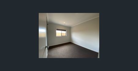 Modern Family Home in Lara VIC with 4 Bedrooms - Photo 4