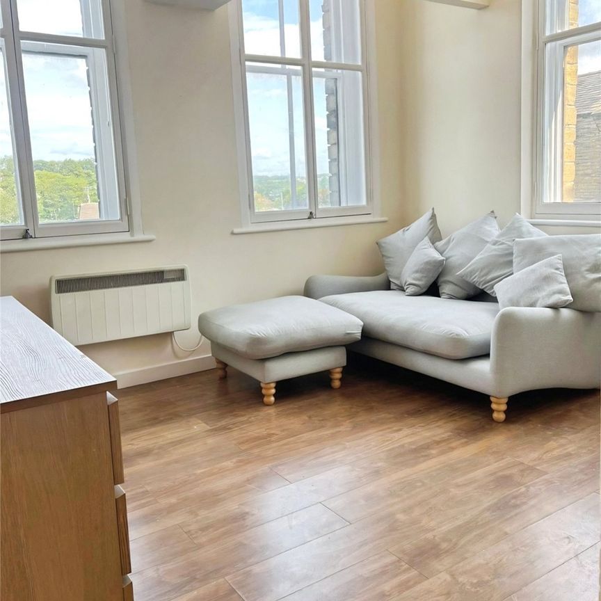 Fitzwilliam Street, Huddersfield, HD1 - Photo 1