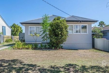 31 Milne Street, Shortland NSW 2307 - Photo 4