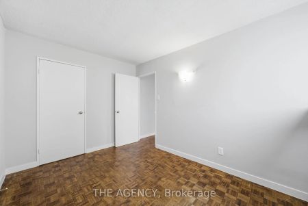 2360 Dundas Street #1919B - Photo 4