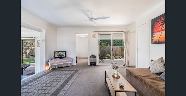 Single Level Villa in Ideal Location - Photo 1