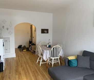 Grand 3 1/2 Au Centre-ville Sherbrooke - Photo 2