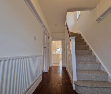 3 bedroom semi-detached house to rent - Photo 4