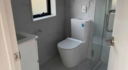 Brand new duplex townhouse close to RoyalOak Mall - Photo 4