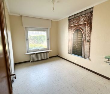 Roeselare-stadsrand. Ruime VILLA met bureel en 5 slaapkamers op een... - Foto 3