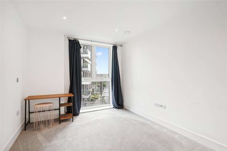 Exceptional 1 bed, 1 bathroom on the 5th floor of this brand new development in Battersea. - Photo 2