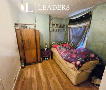 Colvile Road, Wisbech, PE13 - Photo 1