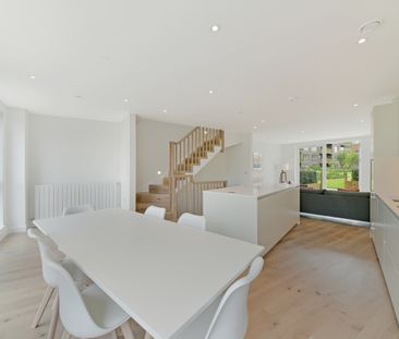 3 bedroom terraced house to rent - Photo 4