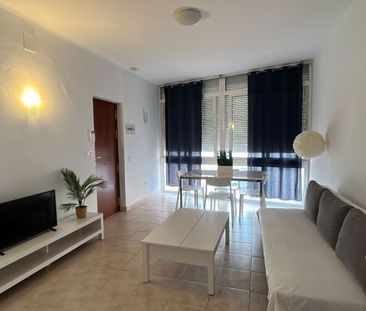 Alquiler de piso en Calle Víctor de la Serna, 4 Nmero - Photo 2