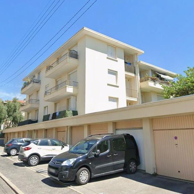 Location Appartement 2 pièces 49m² MONTPELLIER 34000 - Photo 2