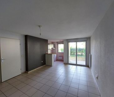 location Appartement T2 DE 43.15m² À POITIERS - Photo 2