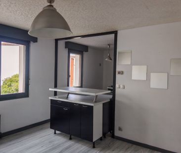 Location Appartement 2 pièces 43m² MARMANDE 47200 - Photo 4