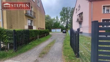 DOSKONALE ZLOKALIZOWANE MIESZKANIE NA PIERWSZYM PIĘTRZE W ZIELONYM CENTRUM JELENIEJ GÓRY. - Photo 4