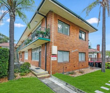 Bright 1 Bedroom Apartment ! - Photo 5