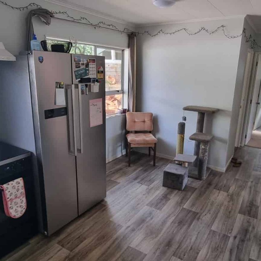 Welcoming Family Home in Ngongotaha - Photo 1