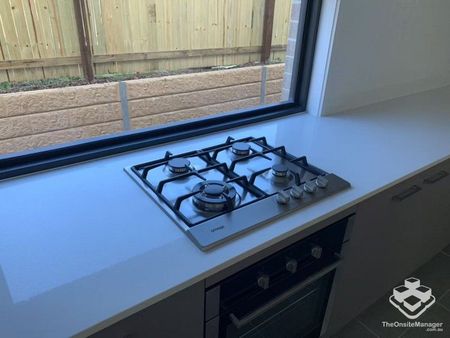 IMMACULATELY FAMILY HOUSE - Photo 5