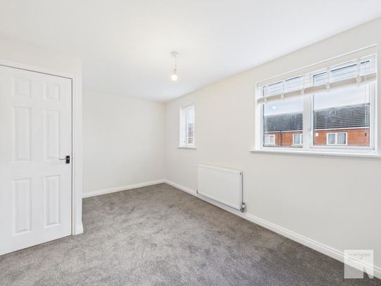 3 bedroom semi-detached house to rent - Photo 1