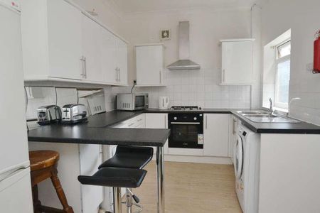 Standish Road, Fallowfield, Manchester, M14 - Photo 5