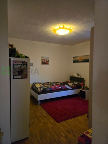 4-room apartment on the 1st floor , with elevator - Photo 3