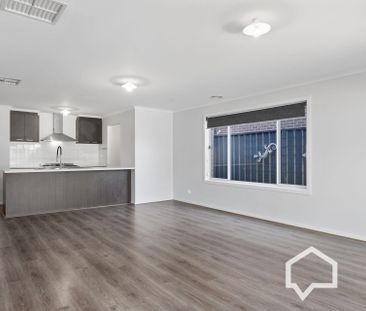 11 Buxton Street Jackass Flat VIC - Photo 5